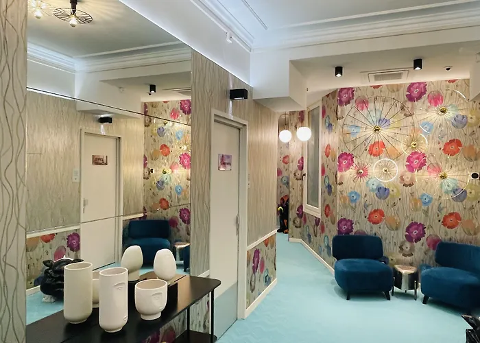 Hotel 33 Marbeuf Paris