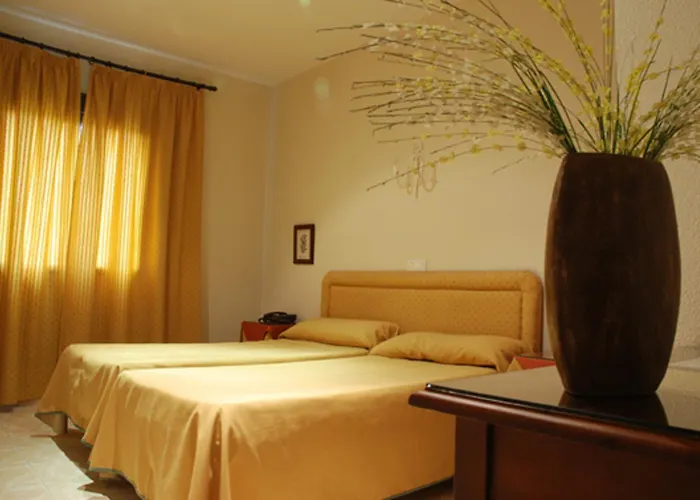 Hostal Leon Trujillo