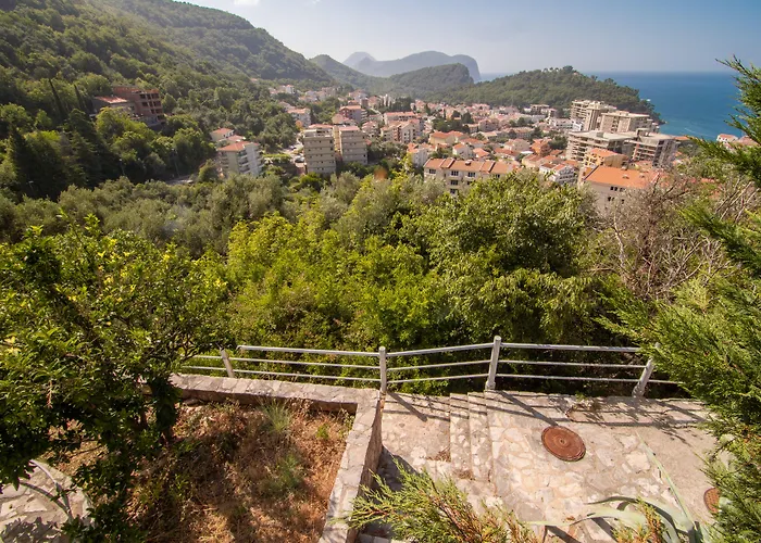 Apartments And Rooms Levantin Inn Sveti Stefan