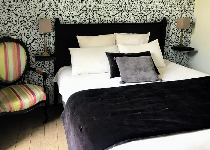 Au Coeur De Bordeaux B&B