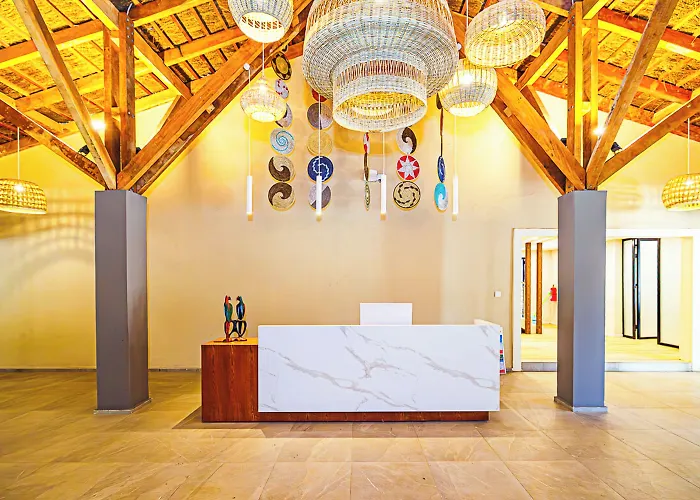 Palm Beach Hotel Kotu
