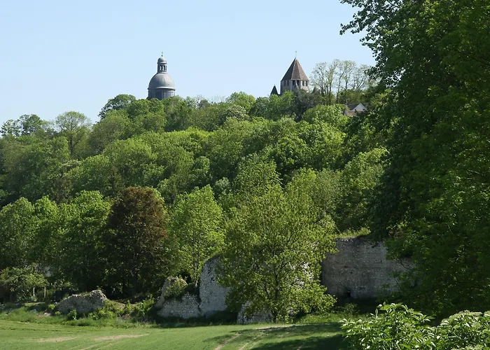 Le Cesar Hotel Provins