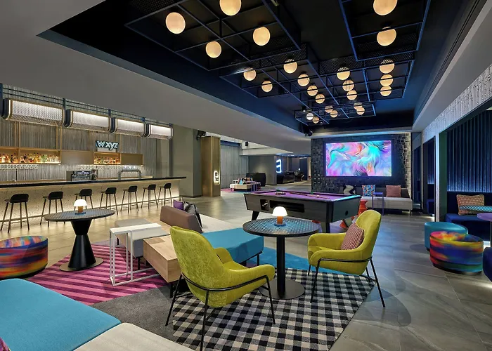 Aloft By Marriott Bangkok Sukhumvit 11 Hotel