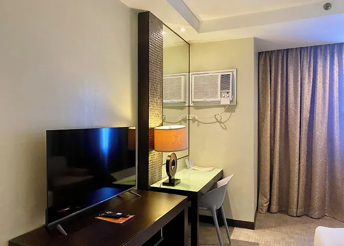 Circle Inn Hotel And Suites Bacolod
