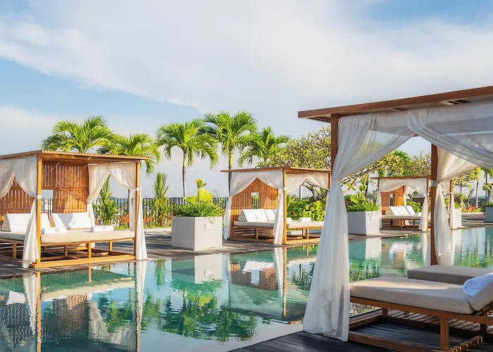 Cross Paasha Bali Seminyak Otel