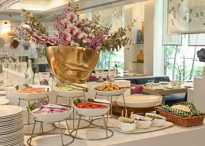 The Ashtan Sarovar Portico New Delhi