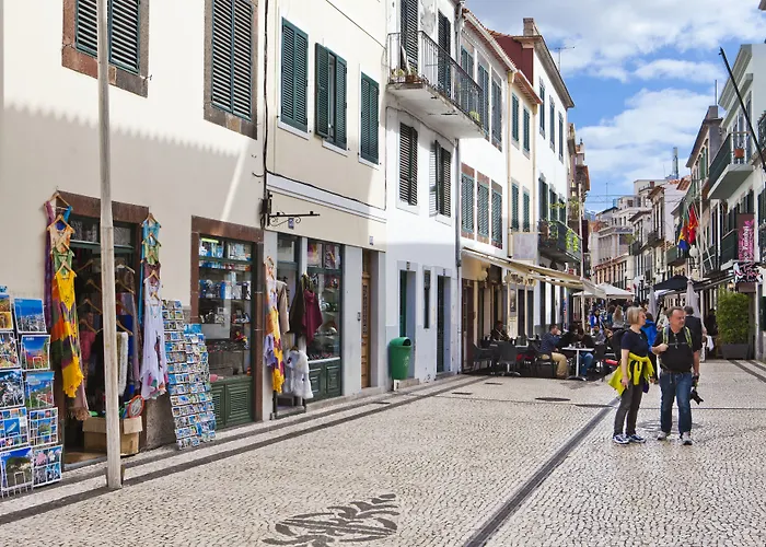 Residencial Colombo Bed & Breakfast Funchal 