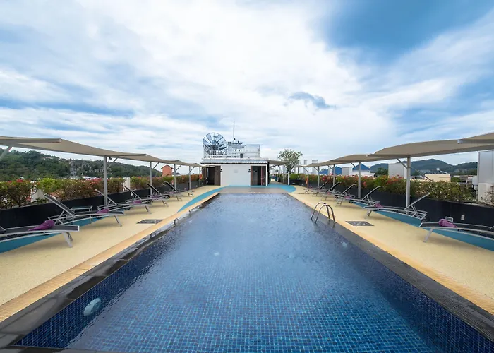 Ashlee Hub Hotel Patong