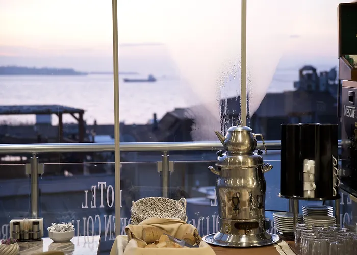 Hotel Broken Column Istanbul