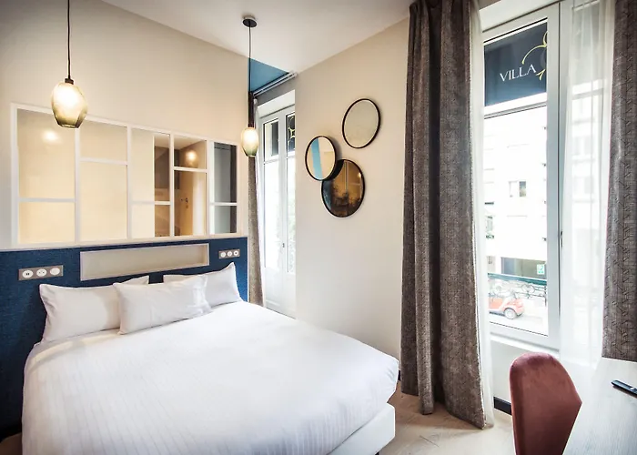 Logis Hotel Villa C Hotel Bourges