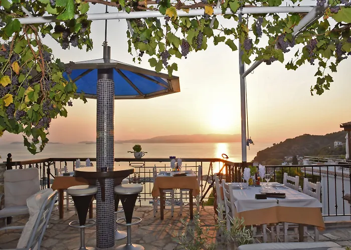 Aegean Wave - Faros Aparthotel Loutraki 