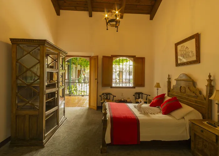 Hotel Posada De Don Rodrigo Antigua