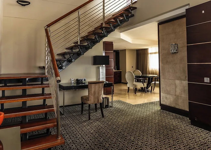 Premier Hotel East London Icc