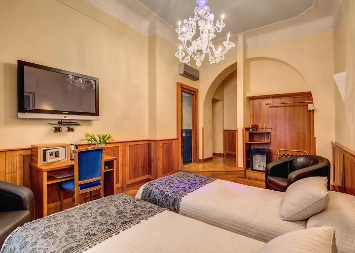 Hotel Relais Conte Di Cavour De Luxe Roma