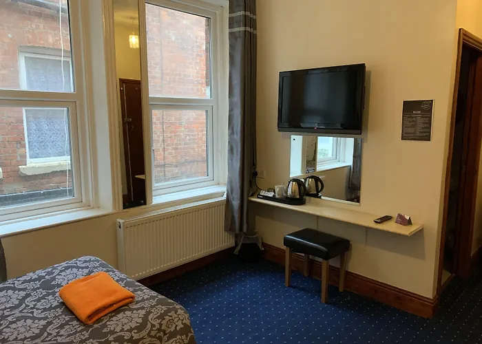 Tropics Beach Hotel Blackpool