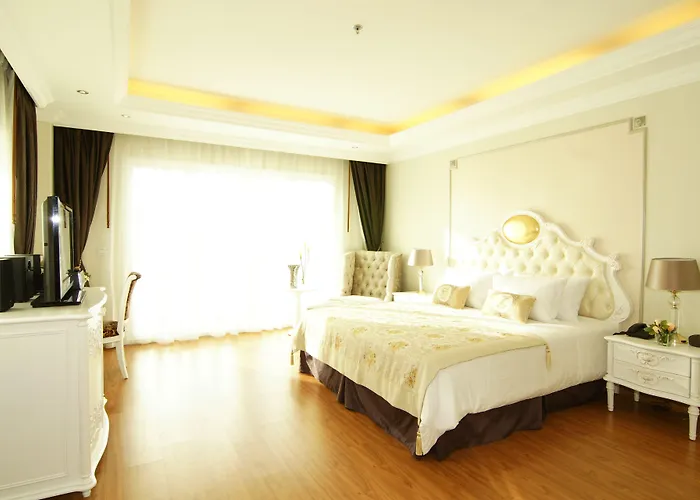 Lk Miracle Suite - Sha Extra Plus Pattaya