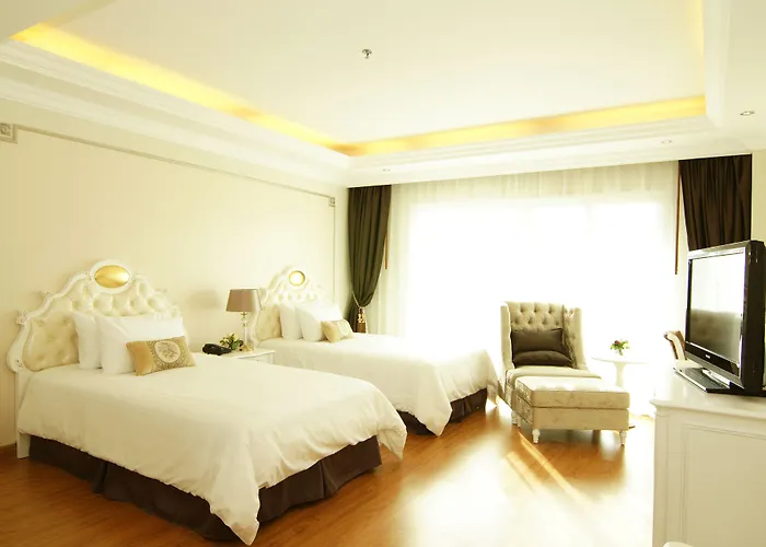 Lk Miracle Suite - Sha Extra Plus Pattaya