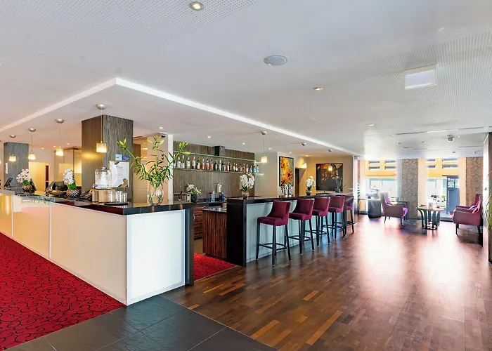 Plaza Premium Salzburg Hotel