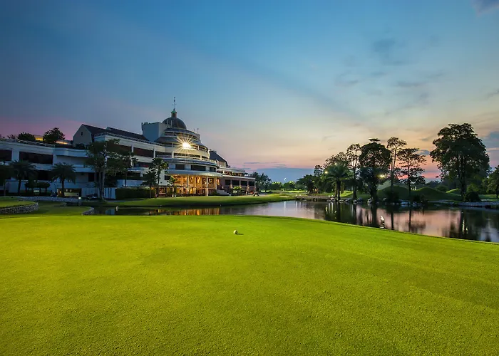 Summit Windmill Golf Suite Hotel At Suvarnabhumi Bangkok