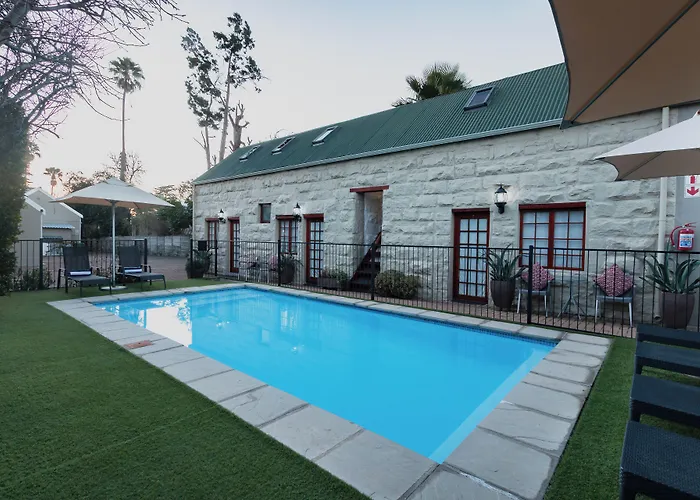 88 Baron Van Reede Guesthouse Oudtshoorn