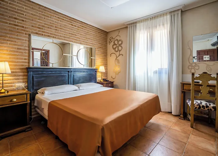 Yit Puerta Bisagra Hotel Toledo