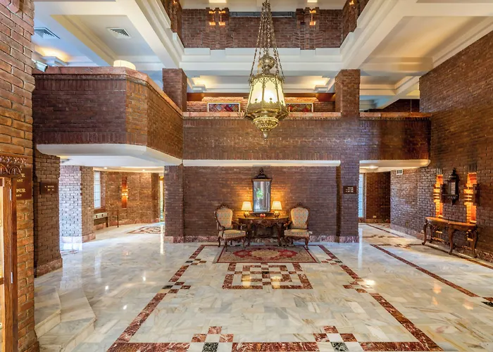 Faisalabad Serena Hotel