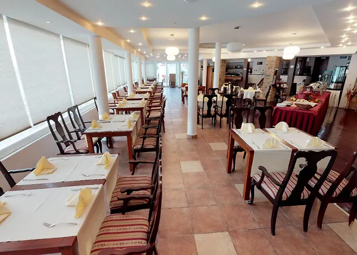 Hotel Belveder Pag Town