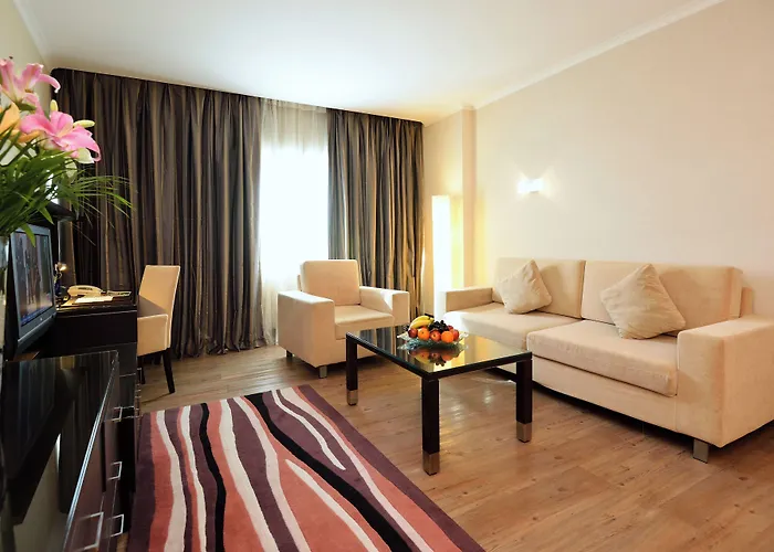 Holiday Villa Hotel & Residence City Centre Doha