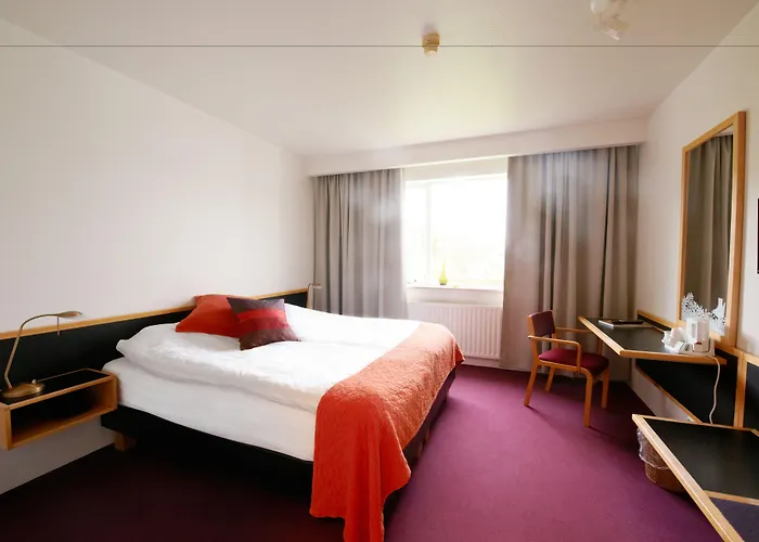 Hotel Varmahlid