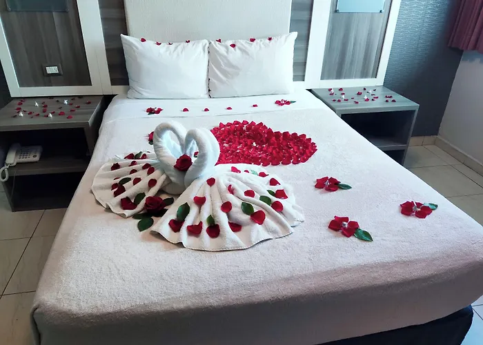 Hotel Bahia Suites Panama City