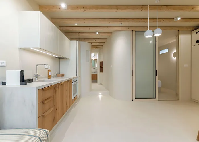 Antony Suites (Adults Only) Naxos City