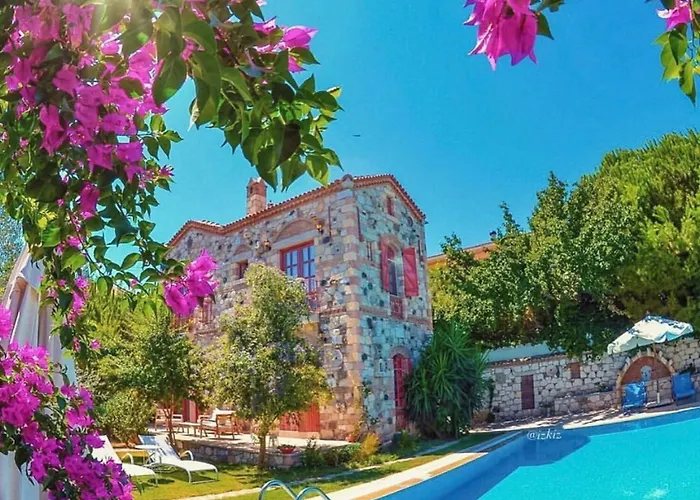 Alacati Zeytin Konak Hotel