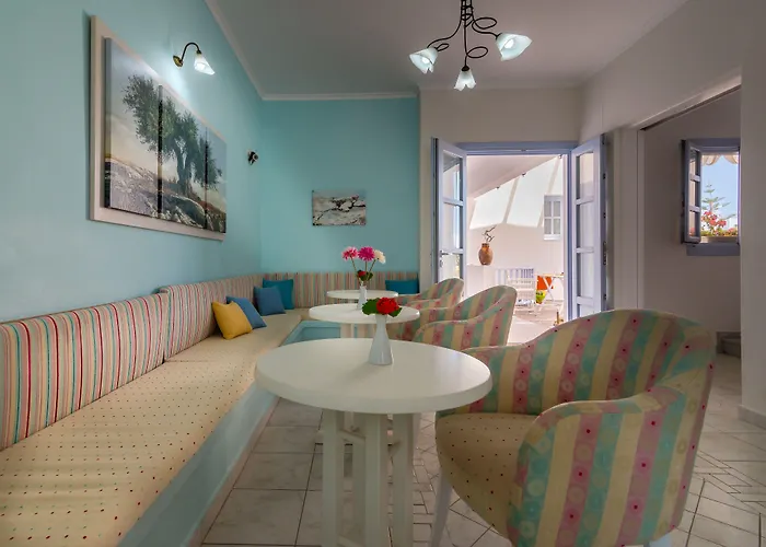 Aeolis Hotel Adamantas 