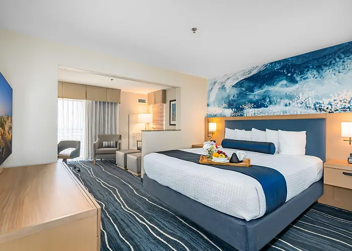 Best Western Plus Marina Gateway Hotel National City