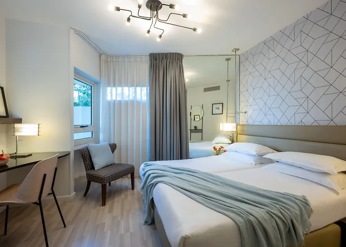 Maxim Design Hotel 3 Star Superior Tel Aviv