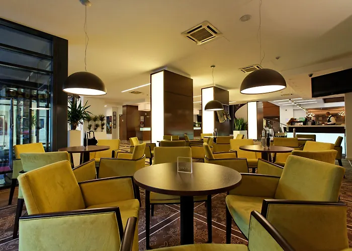 Capital Plaza Hotel Bükreş