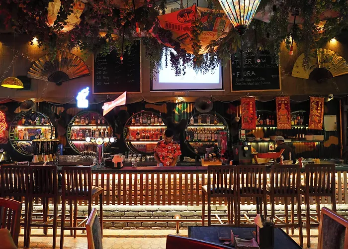 Hotel Peninsula Redpine Mumbai