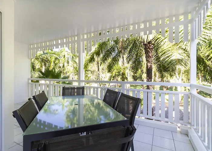 The White House Port Douglas
