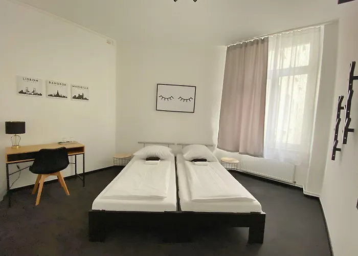 Hotel AVAlex Berlin