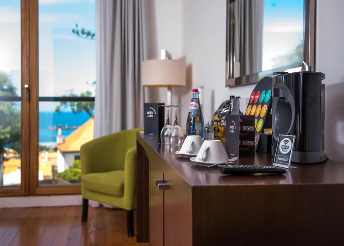 Arts In Hotel Conde Carvalhal Funchal 