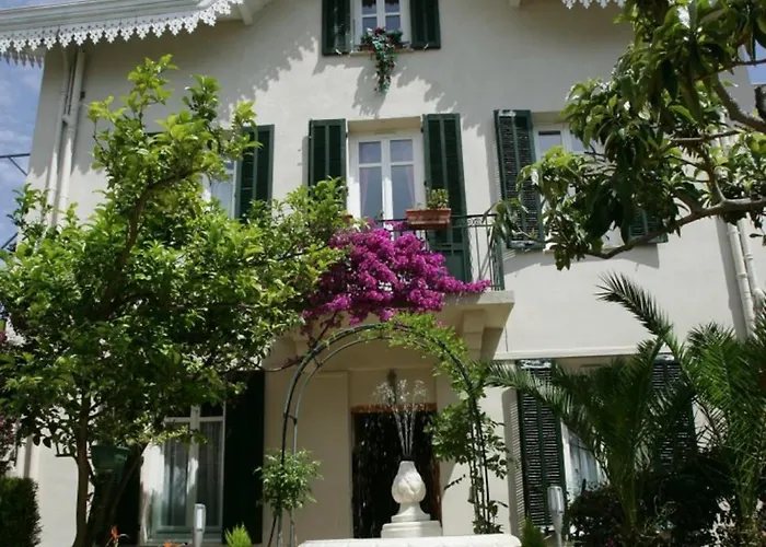 Hotel Chalet De L'Isere Cannes