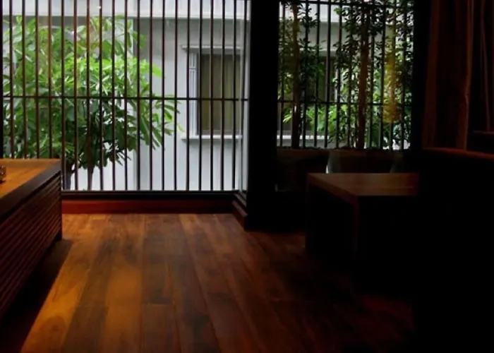 Luxx Langsuan Hotel - Sha Plus Bangkok