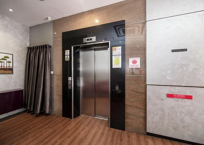 Fragrance Hotel - Balestier Singapore
