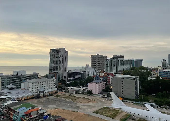 Pattaya Discovery Beach Hotel