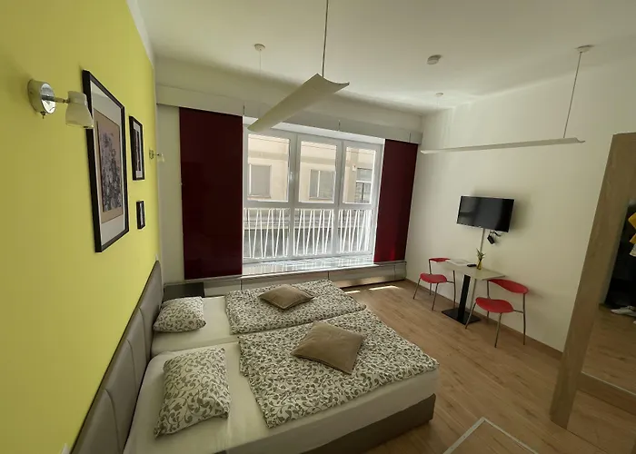 Hotel Dan In'N Out Viena