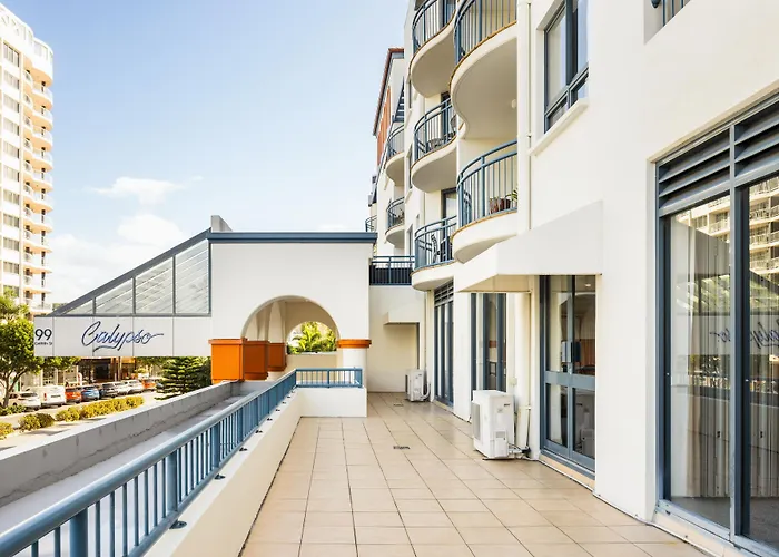 Oaks Gold Coast Calypso Plaza Suites