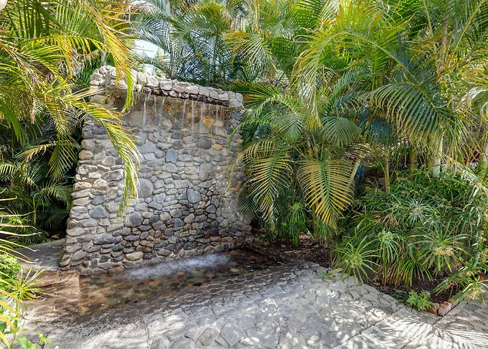 Regis Hotel Spa Panajachel