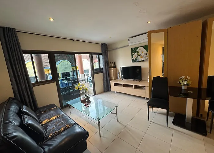 Aquarius Gay Guesthouse & Sauna Patong