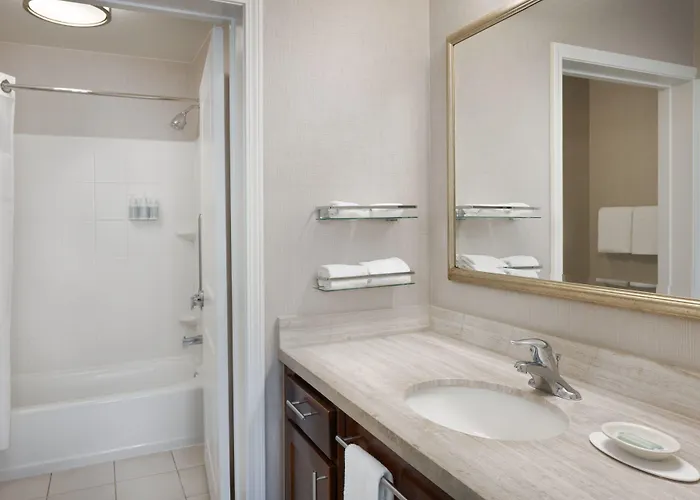 Residence Inn Savannah Downtown Historic District