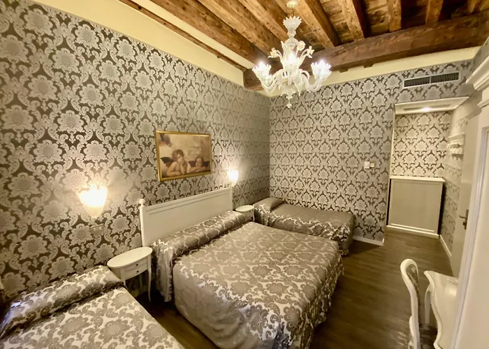 Hotel Bridge Venise